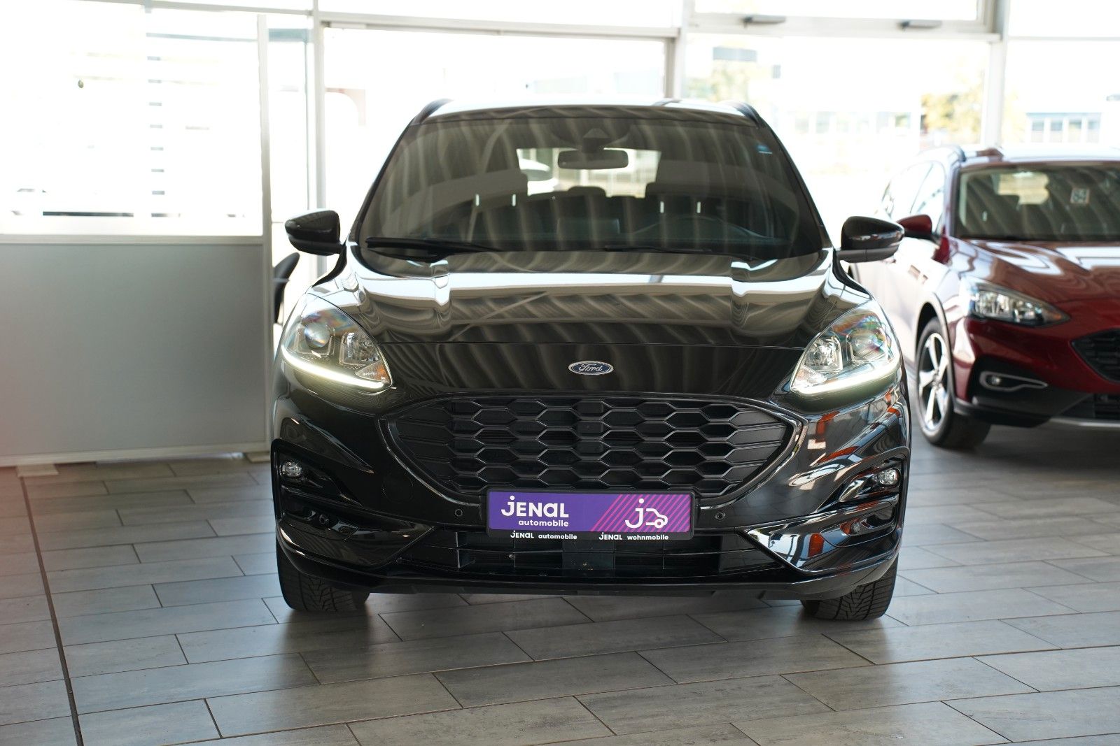 Fahrzeugabbildung Ford Kuga PHEV ST-Line*AHK schwenkb.*Winter-P.*19Zoll