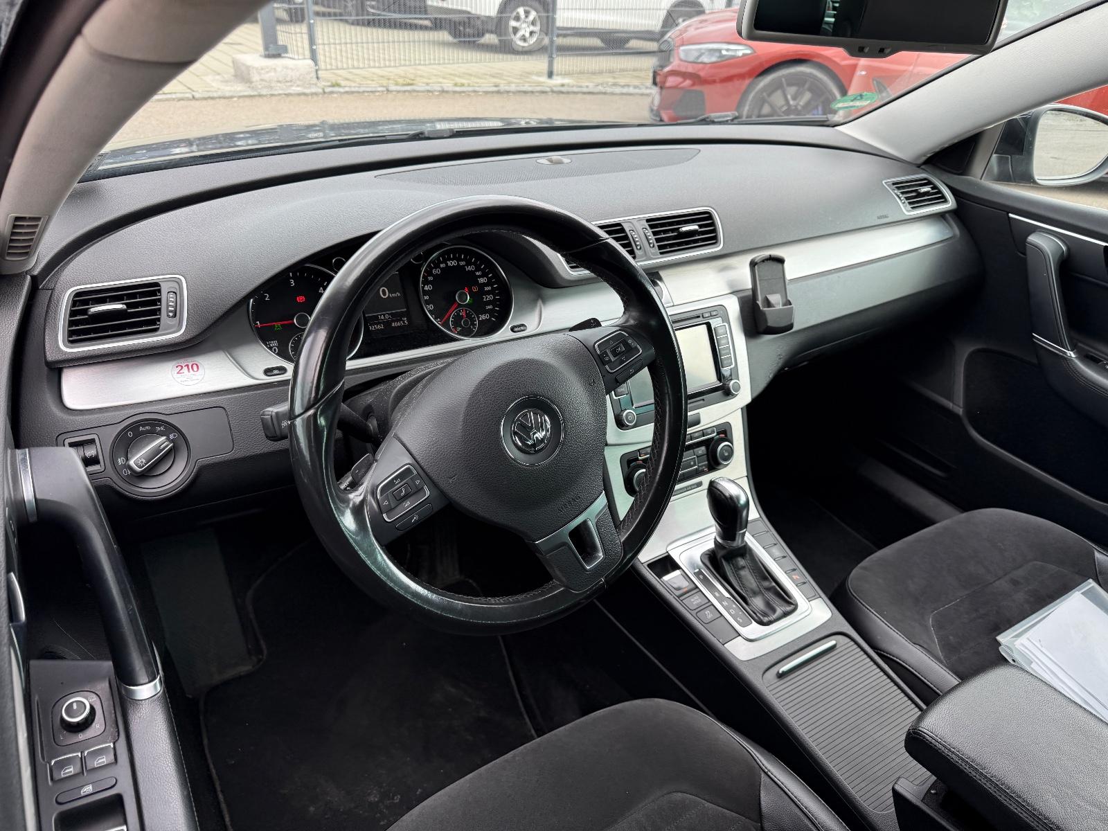 Volkswagen Passat 2011 — photo 9