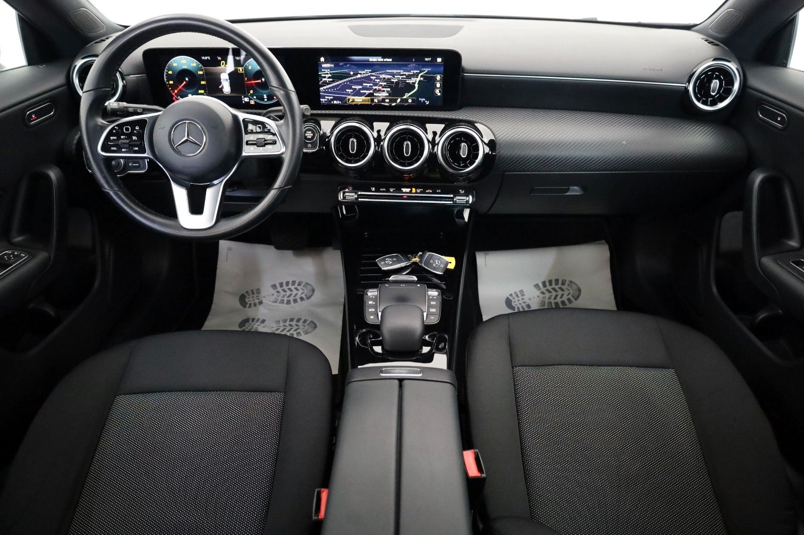 Fahrzeugabbildung Mercedes-Benz CLA 200d SB,Navi,LED,Kamera,Park Paket,AHK el.