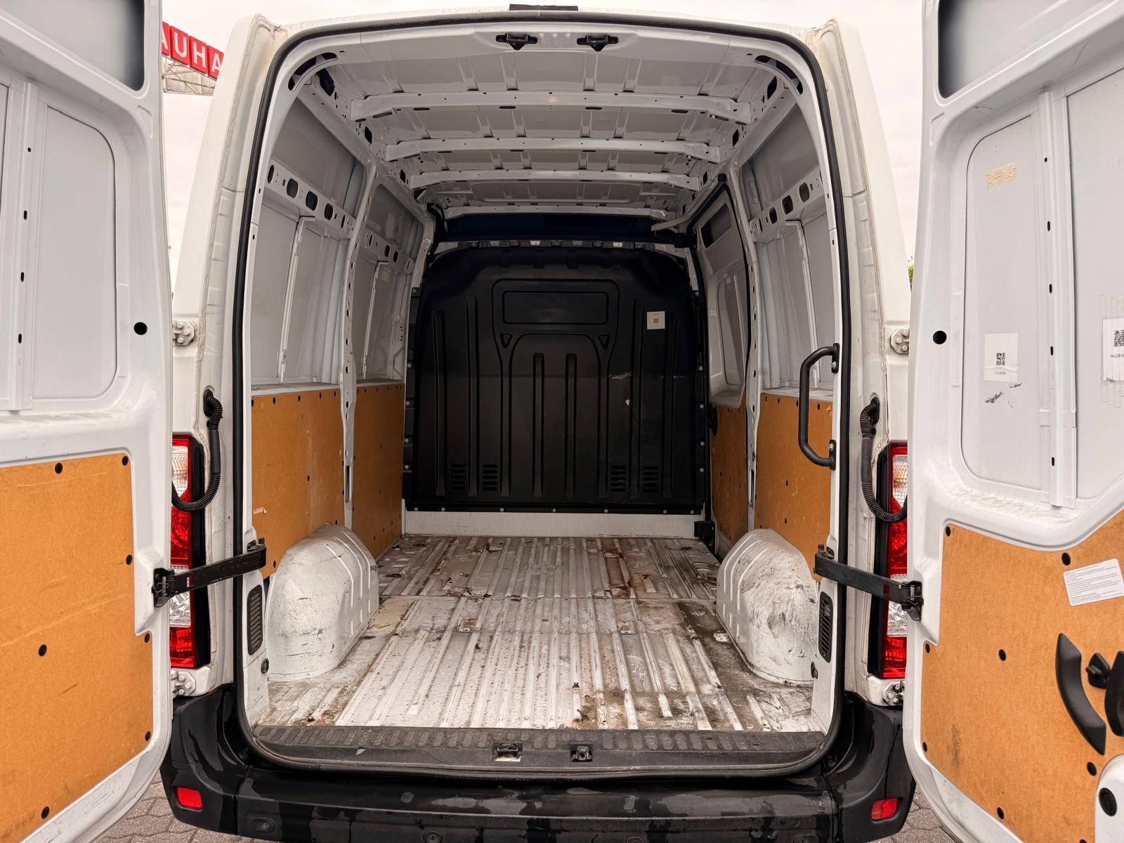 Fahrzeugabbildung Renault Master III Kasten L1H2 HKa 3,5t/ 1.HAND/TEMPOMAT