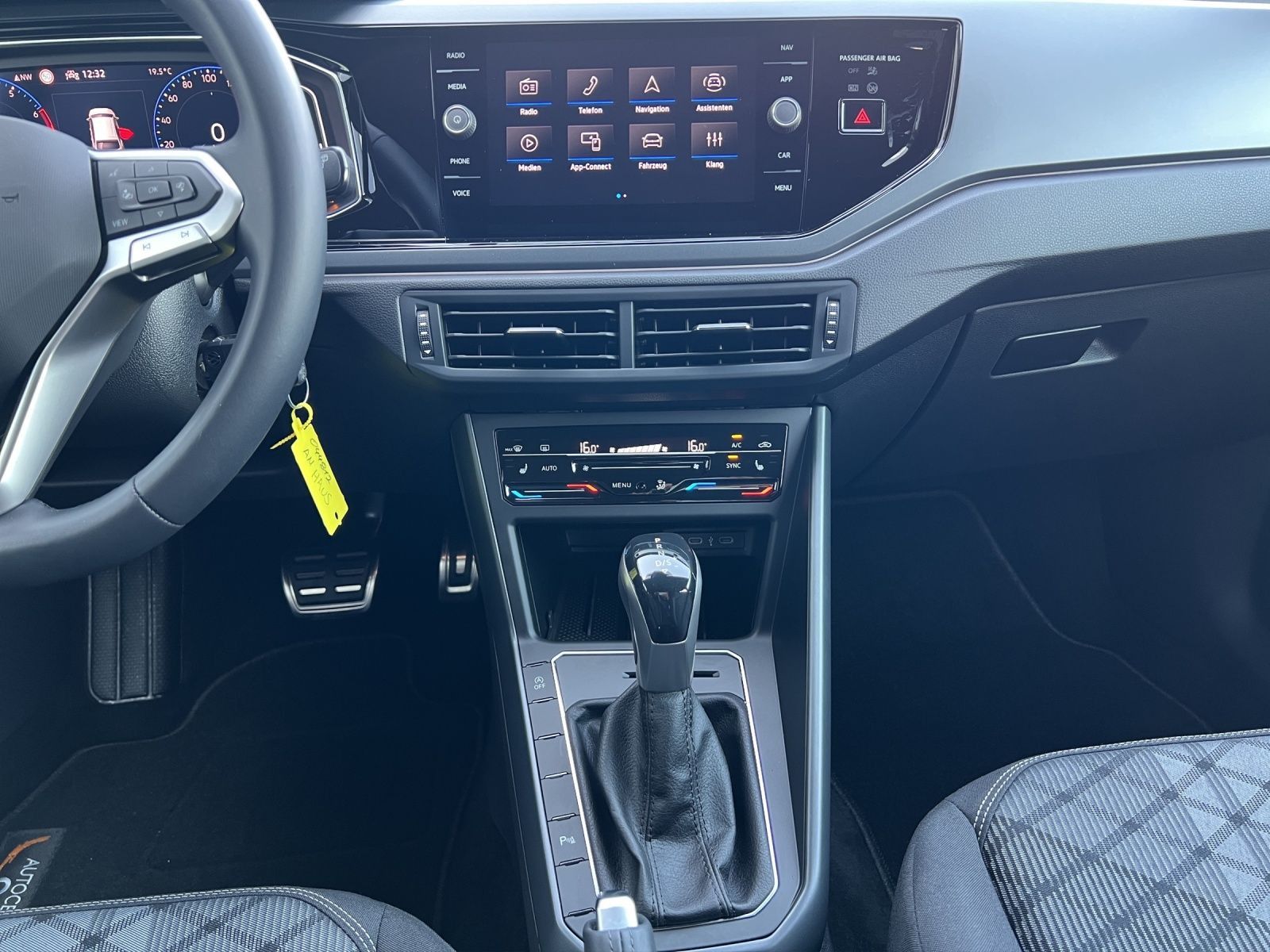 Taigo R-Line 1.5 TSI DSG AHK*Navi*Kamera