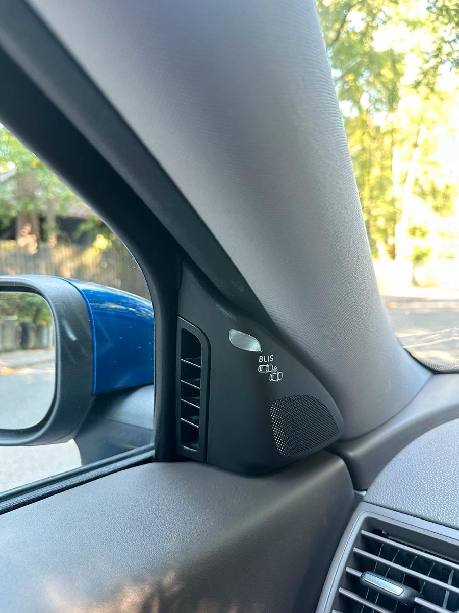 Volvo V50 2007 — photo 9
