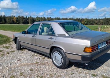 1987 Mercedes-BENZ 190 — фото 6