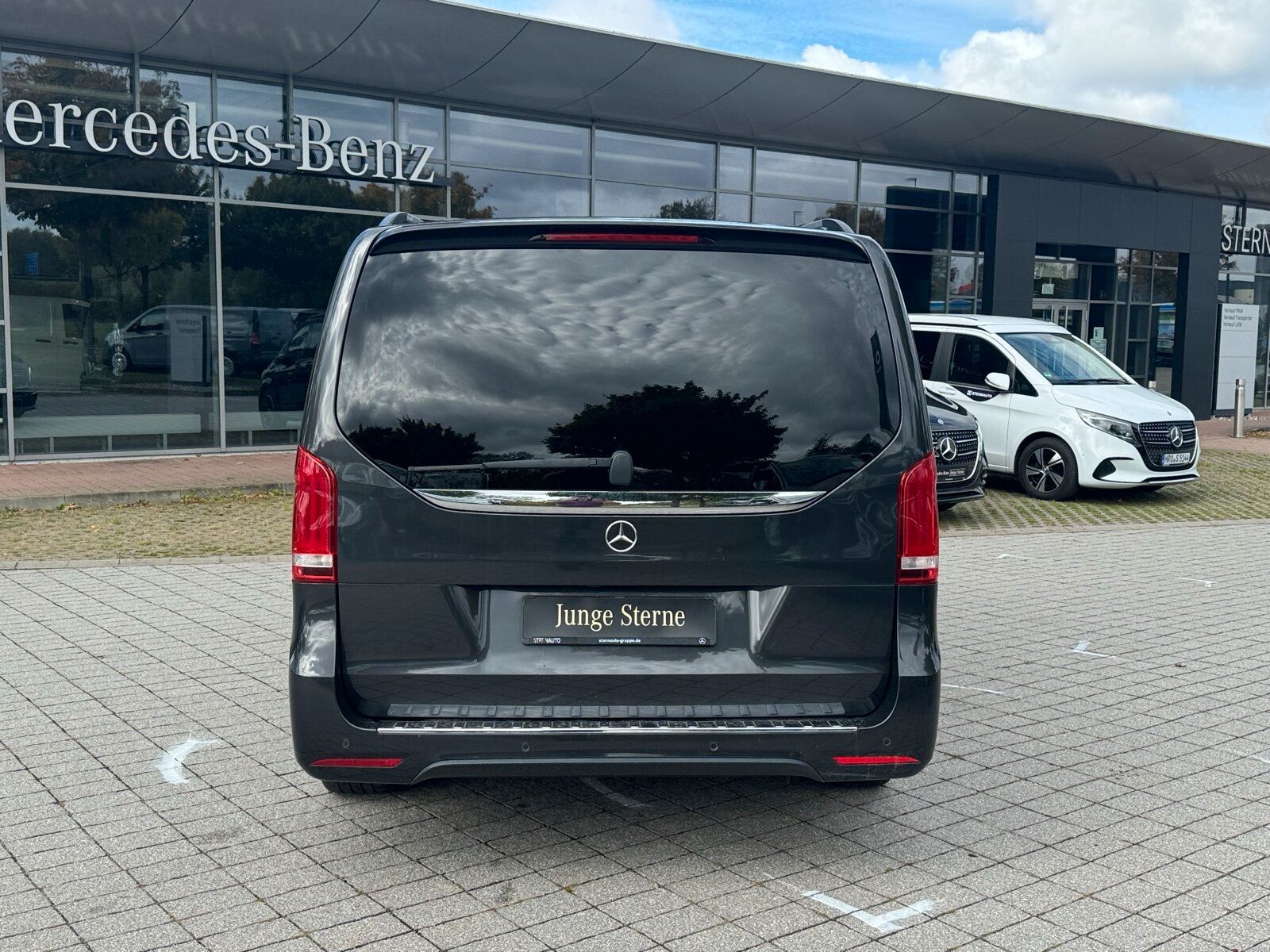 Mercedes-Benz EQV 300 lang foto 5