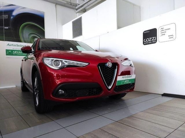 Alfa Romeo Stelvio 2.2 Turbodiesel 210 CV AT8 Q4