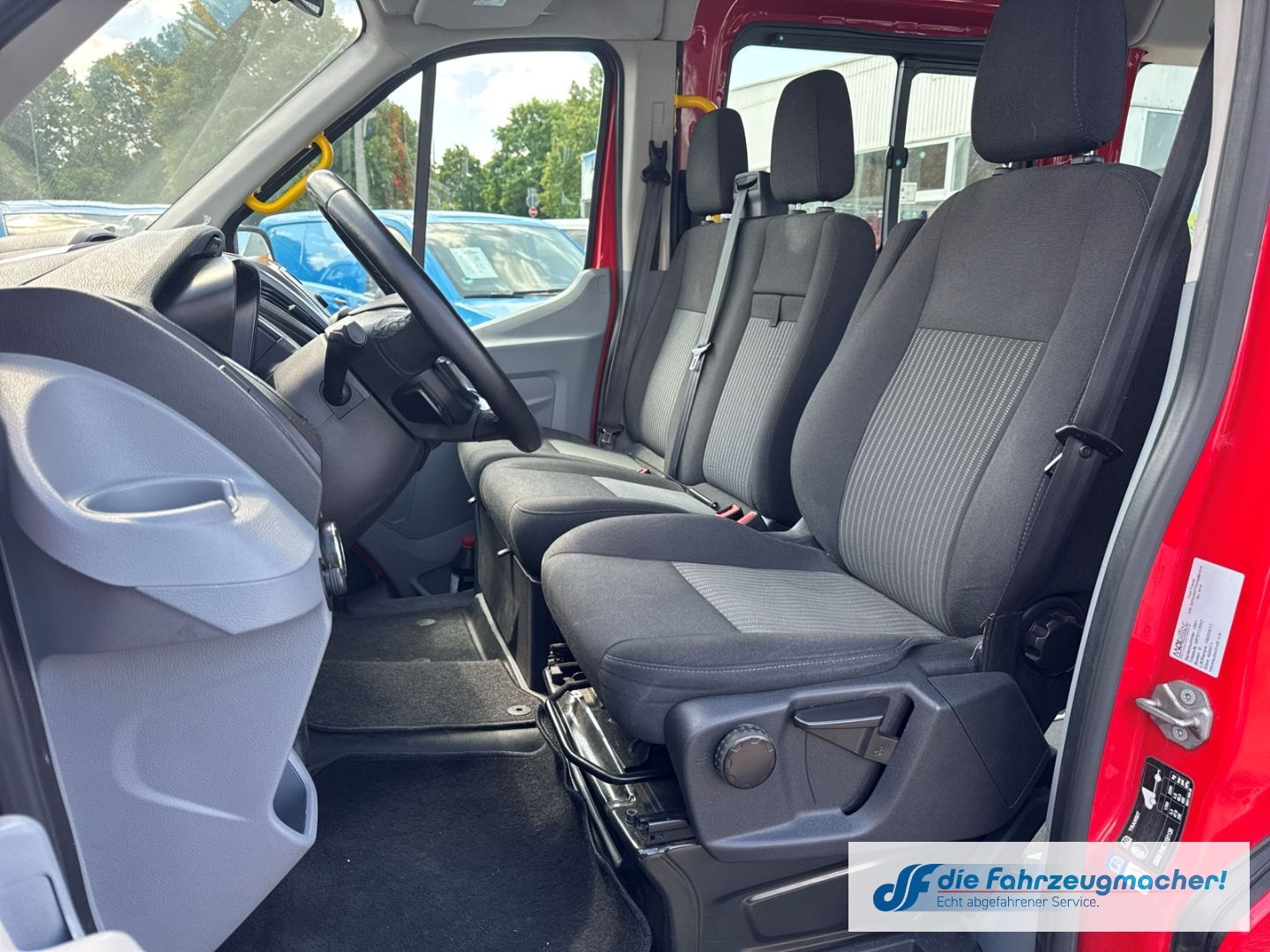 Fahrzeugabbildung Ford Transit Kombi 350 L3 Trend 2.2 TDCi DPF *2588 *K