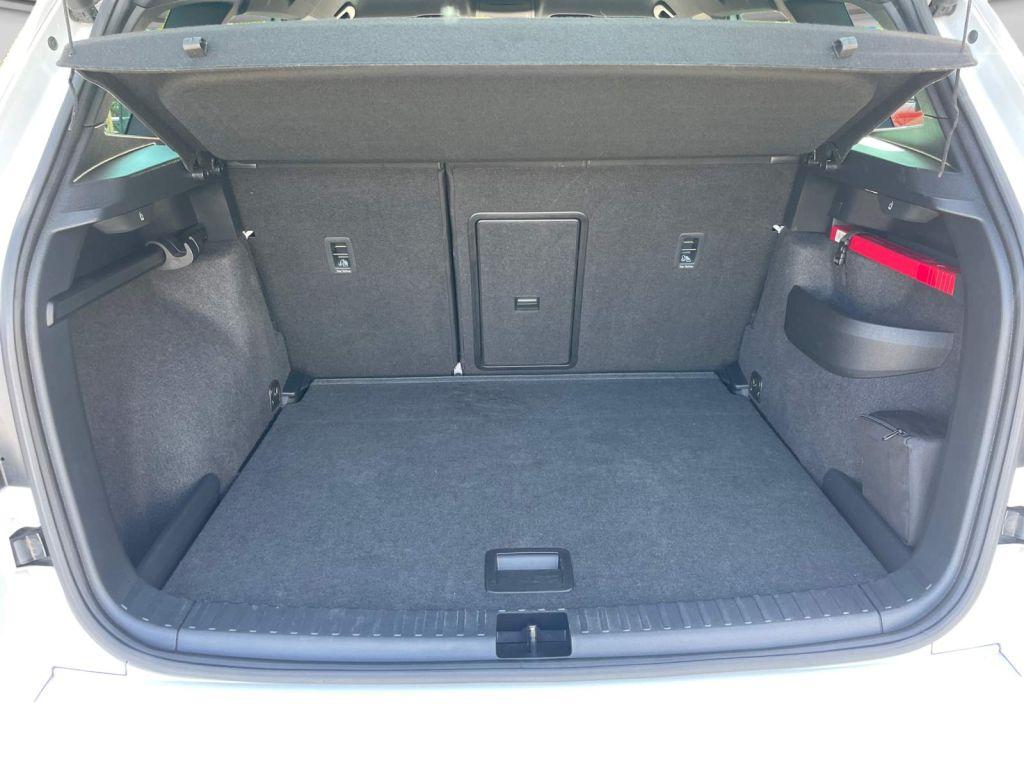 Skoda Karoq 2.0 TDI SCR 4x4 DSG Sportline, миниатюра 7