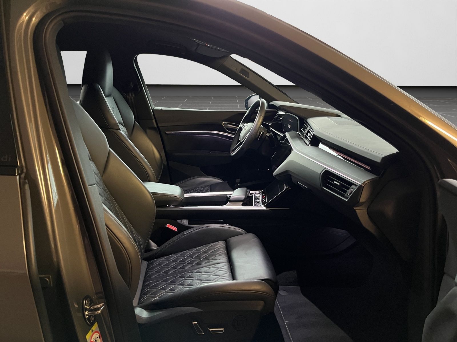 Audi Q8 e-tron - Bild 5