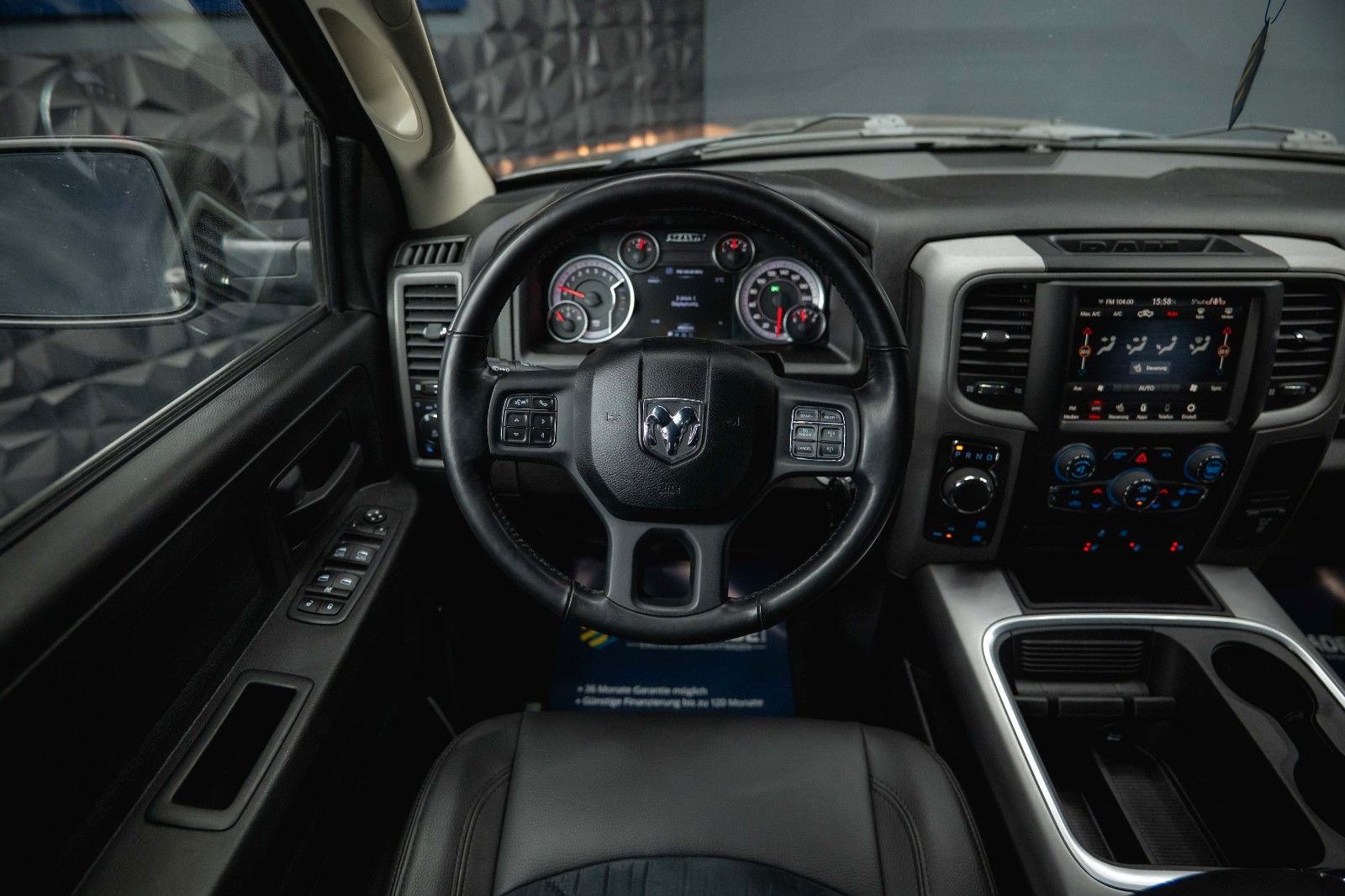 Fahrzeugabbildung Dodge RAM 5.7 V8 HEMI 4x4 OFFROAD Night-Paket *LED*AHK