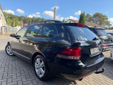 Volkswagen Golf - 2