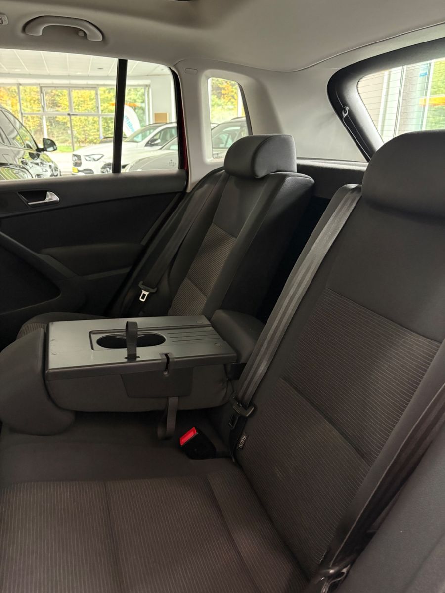 Fahrzeugabbildung Volkswagen Tiguan Trend & Fun BMT *PANORAMADACH*1.HAND*