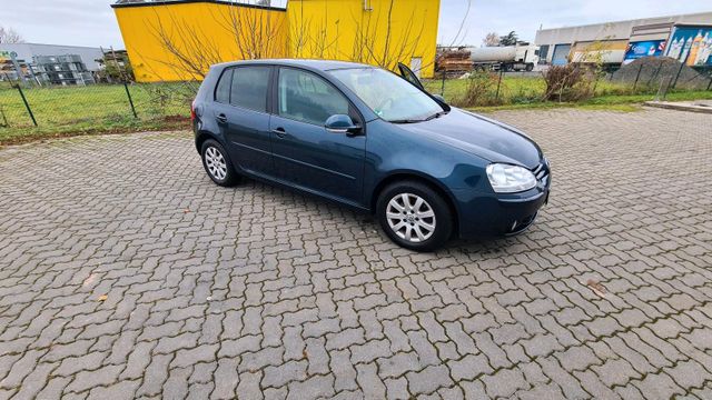 Volkswagen VW Golf 5 / 1.6 Liter / Klima / Sitzheizun...