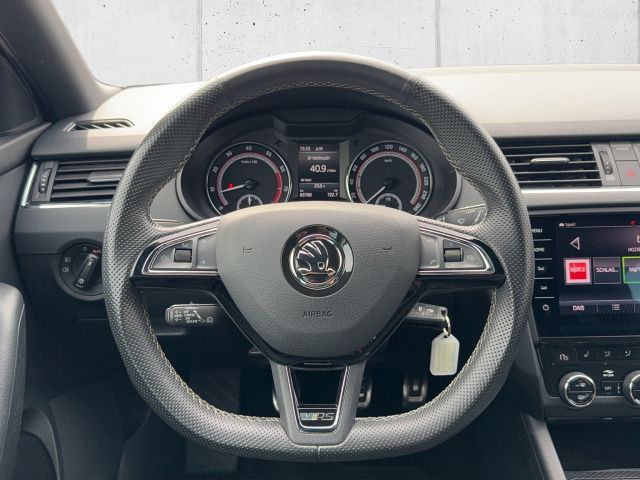 Fahrzeugabbildung Skoda Octavia Combi 2.0 TSI RS Navi, LED, AHK, Kamera