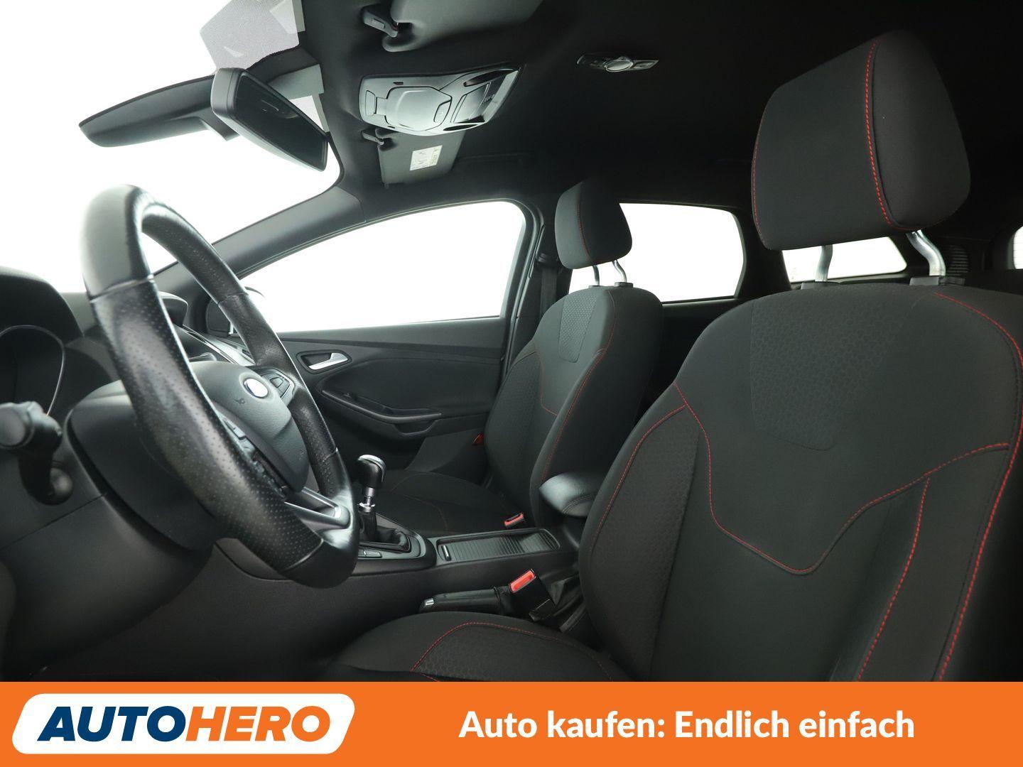 Ford Focus 1.0 EcoBoost ST-Line*TEMPO*PLA*PDC*SHZ*LHZ