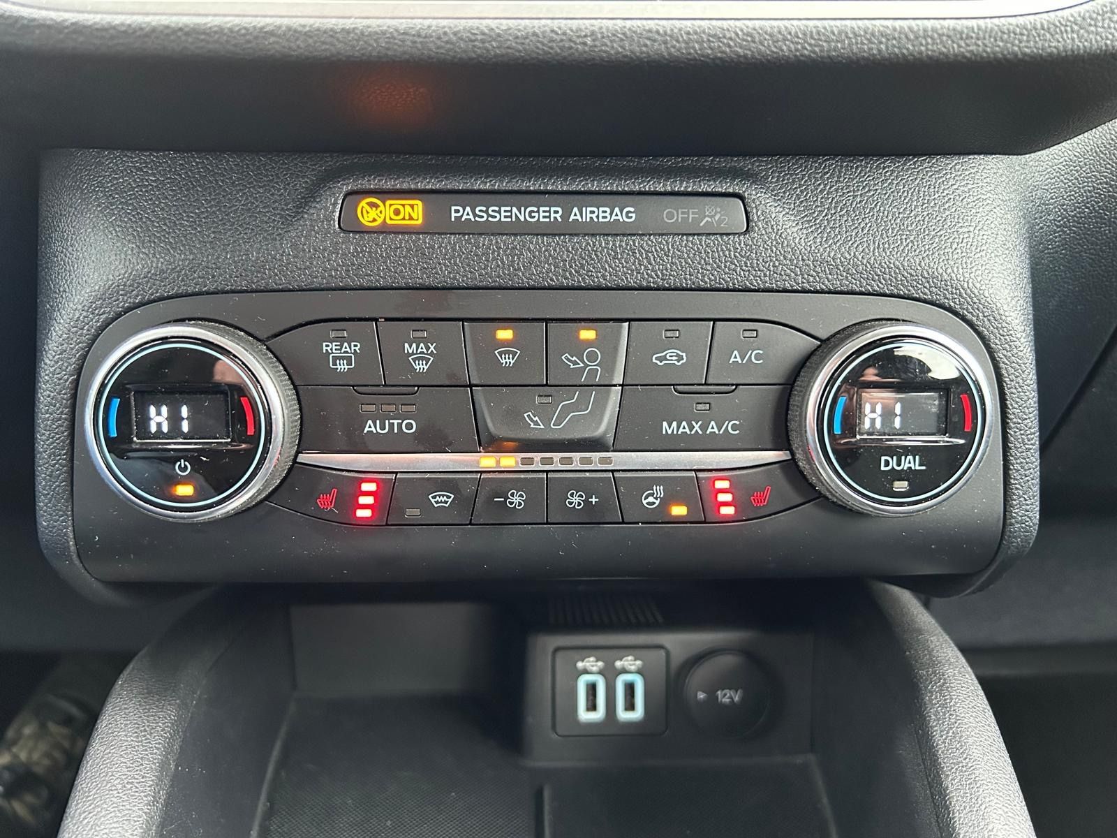 Fahrzeugabbildung Ford Kuga 2.5 Hybrid°AHK°Navi°Winterpaket°1.Hand°