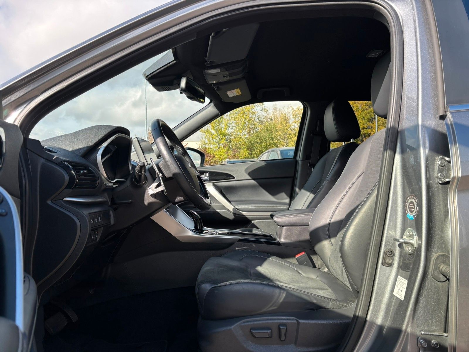 Fahrzeugabbildung Mitsubishi Eclipse Cross PHEV PLUS