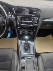 Volkswagen Golf - 7