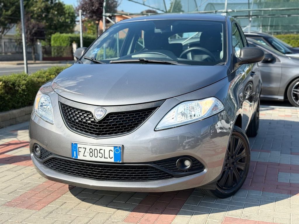 Image of Lancia Ypsilon