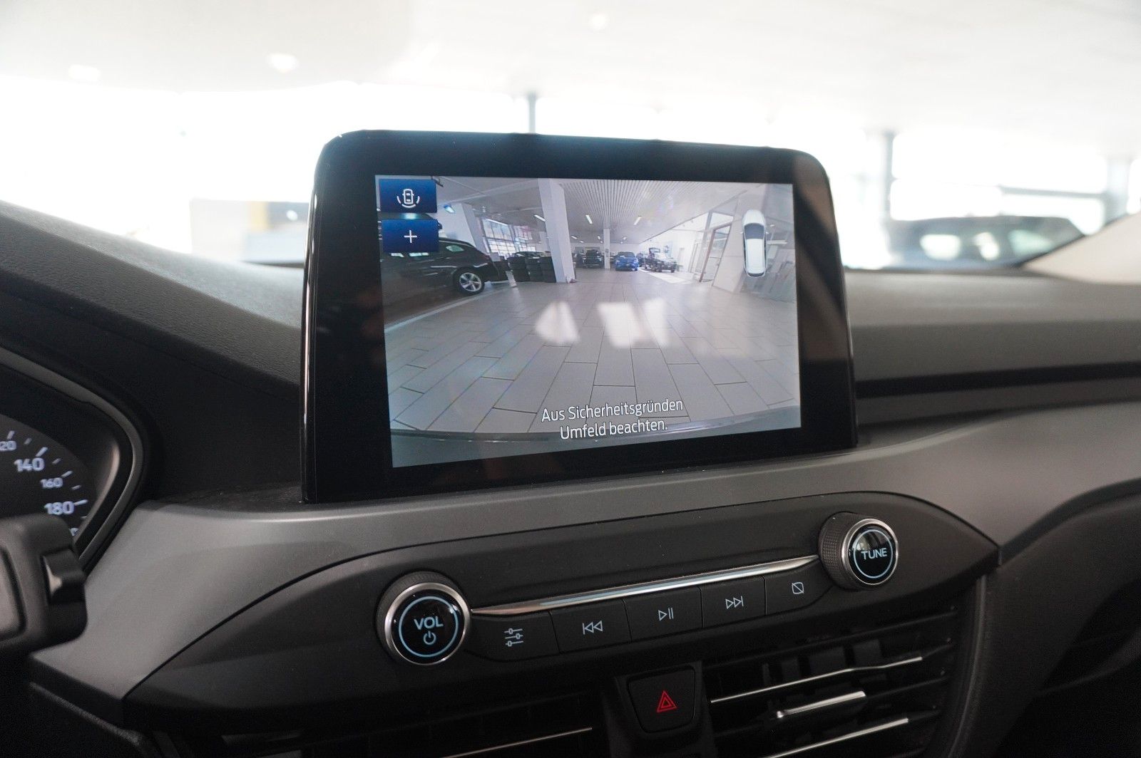 Fahrzeugabbildung Ford Focus Turnier 1.5D COOL & CONN. NAVI/LED/KAMERA