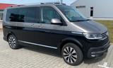 Volkswagen T6.1 Multivan Highline DGS mit AMF Rampe