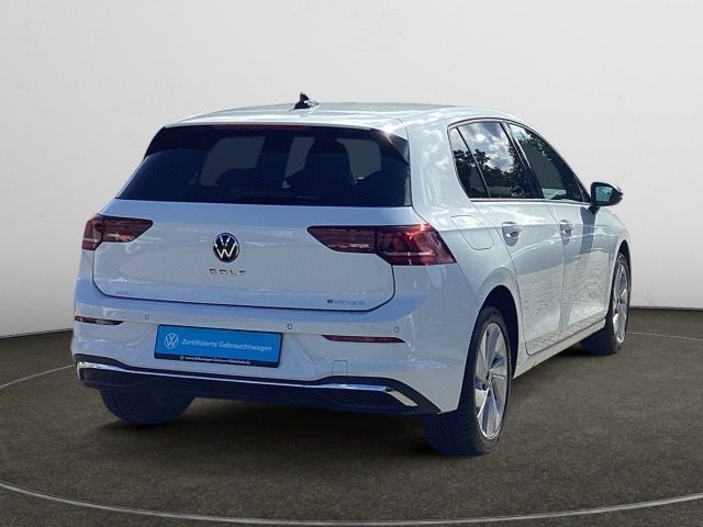 Volkswagen Golf VIII 1.5 TSI eHybrid Energy Navi AHK LM17 foto 5