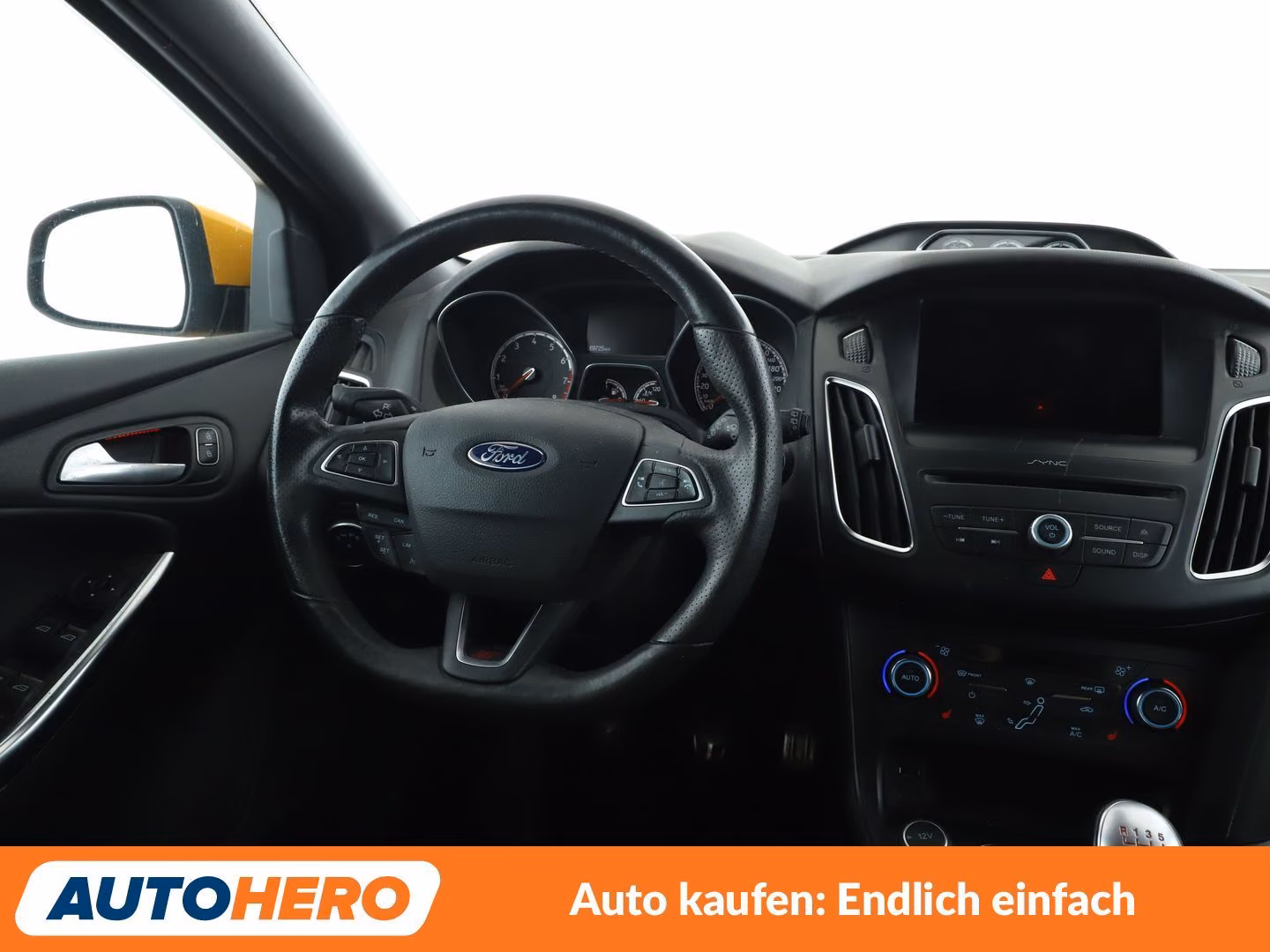 Ford Focus 2.0 EcoBoost ST *NAVI*XENON*TEMPO*PDC*SHZ*