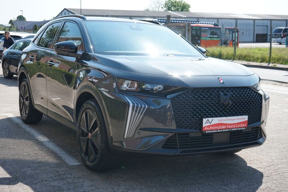 Fahrzeugabbildung DS Automobiles DS7 (Crossback) Performance Line + 360 Kamera