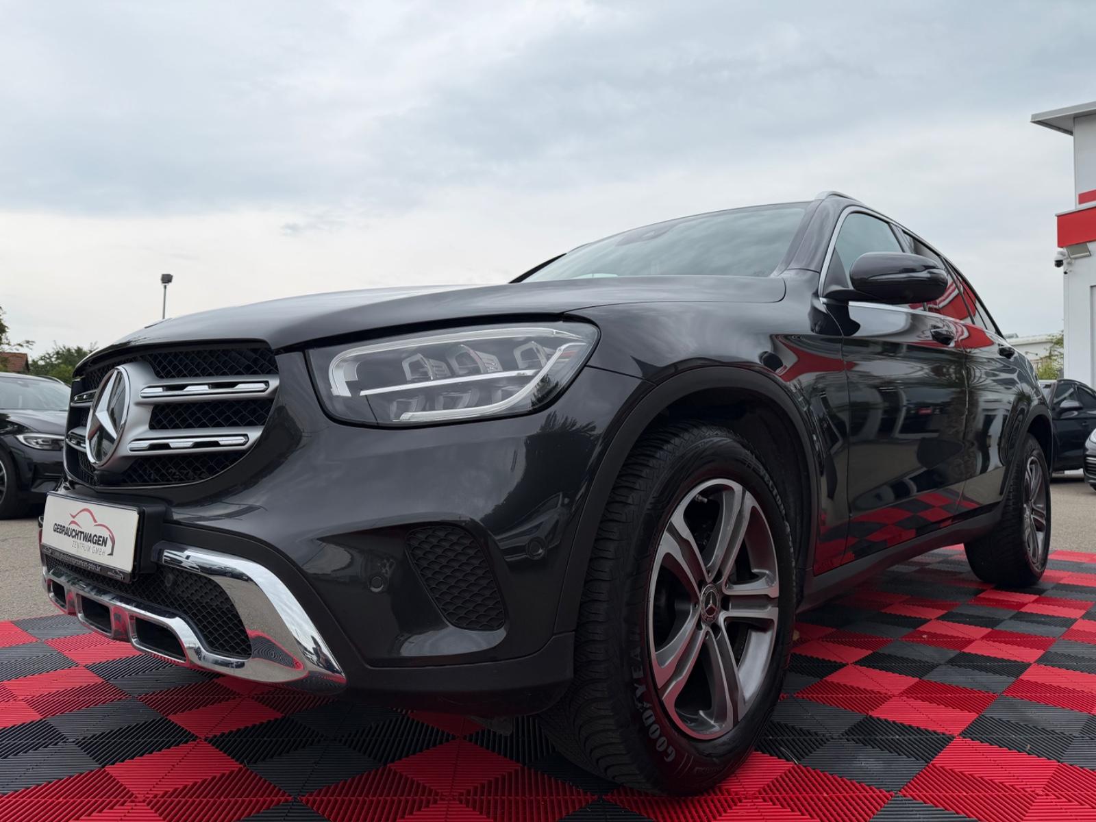 Mercedes-Benz GLC 220