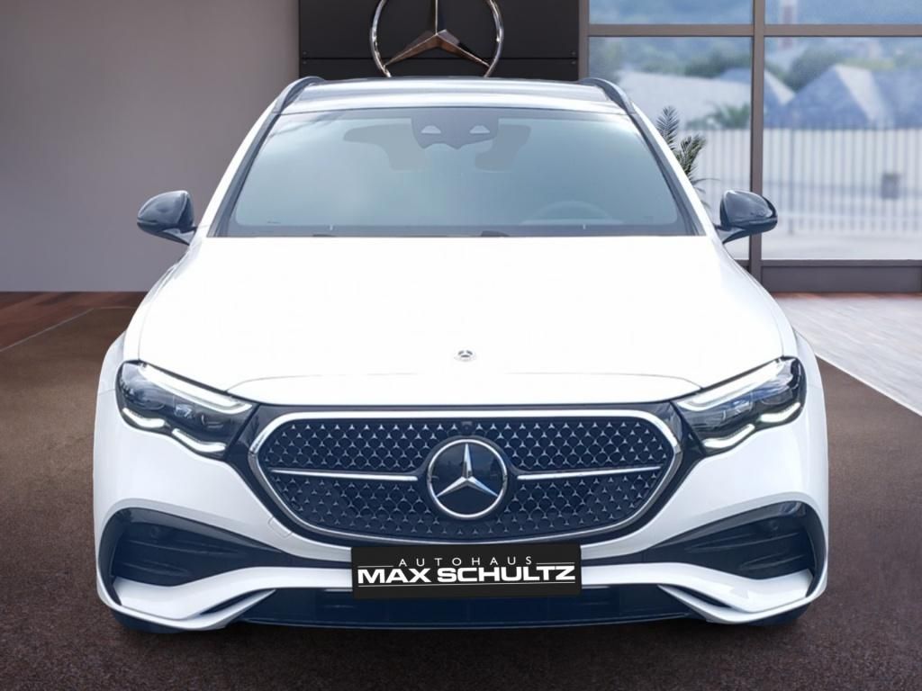 Fahrzeugabbildung Mercedes-Benz E 220 d T AMG*Night*Pano-Dach*Distr*PDC*360°*AHK