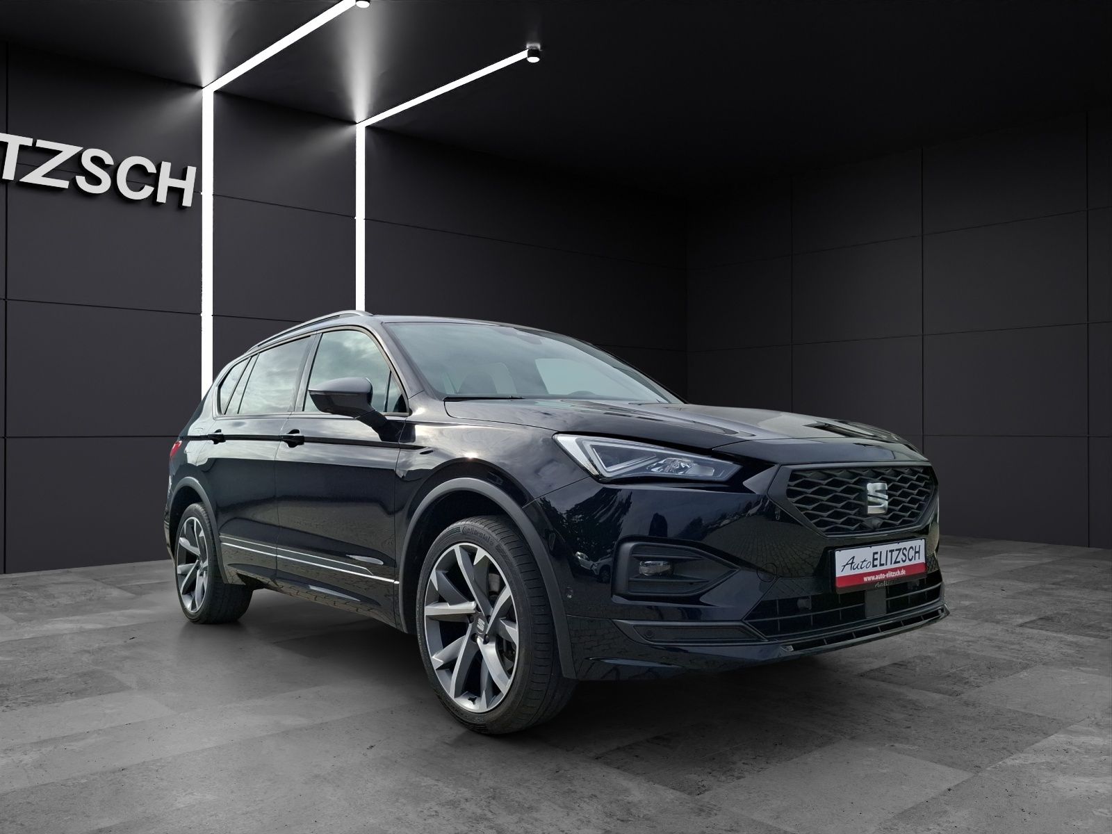 Fahrzeugabbildung SEAT Tarraco TSI FR DSG 4Drive LED AHK Navi Pano AID