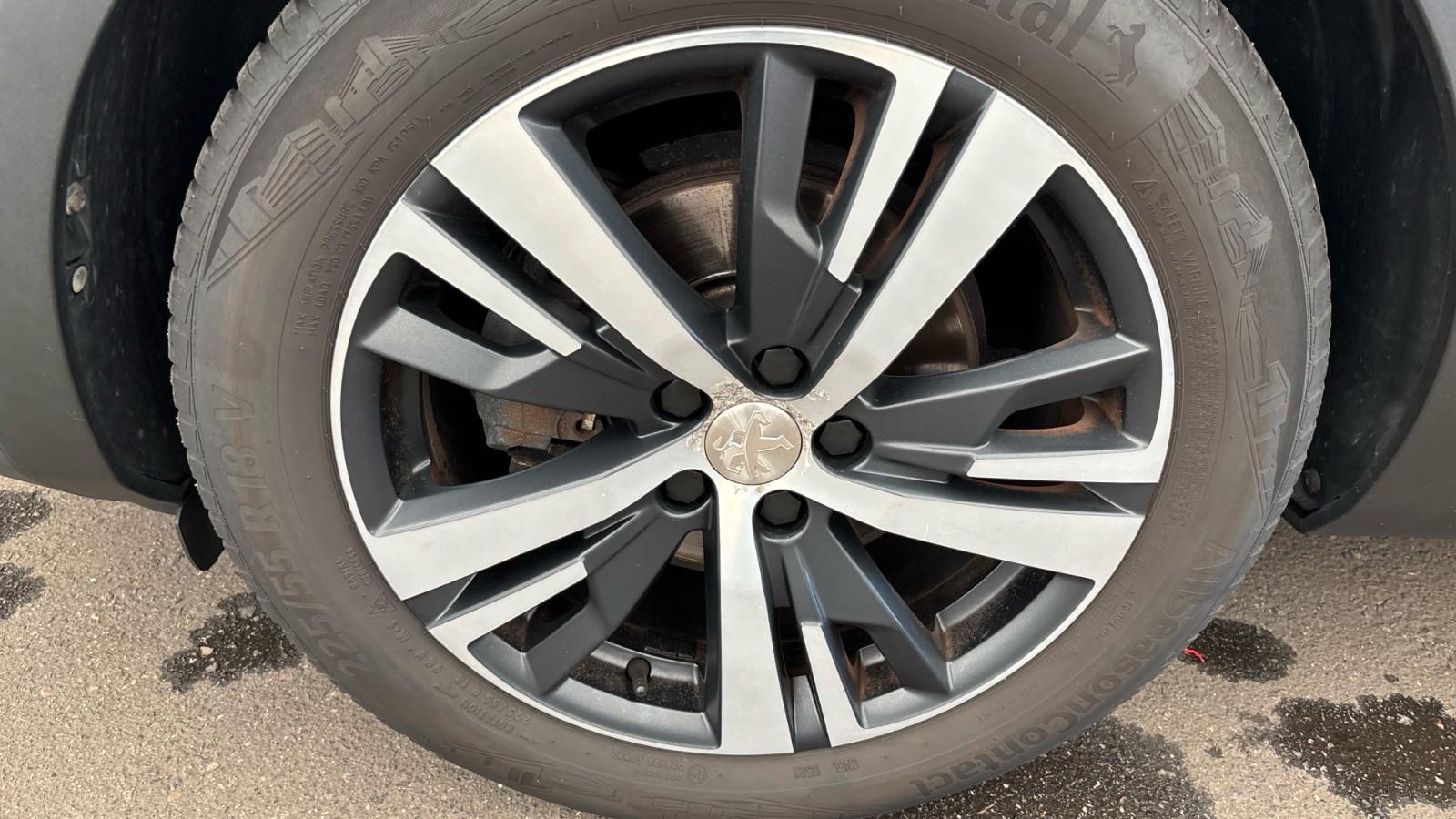 Peugeot 3008 Allure GT-LINE LEDER PANO KAMERA VOLL 1HAND