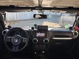Jeep Wrangler Unlimited Sahara 2.8 CRD Autom. Sahara - Jeep Wrangler mit Diesel-Antrieb: Sahara