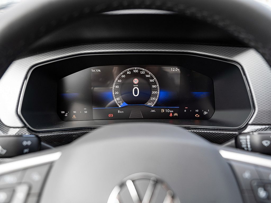 Fahrzeugabbildung Volkswagen T-Cross 1.0 TSI Life KLIMA PDC SHZ ACC LED