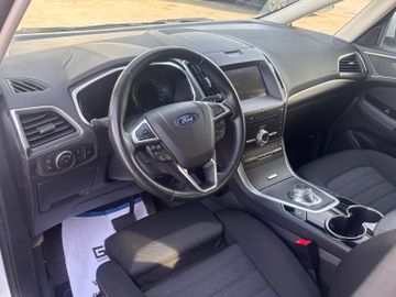 Ford S-Max - 10