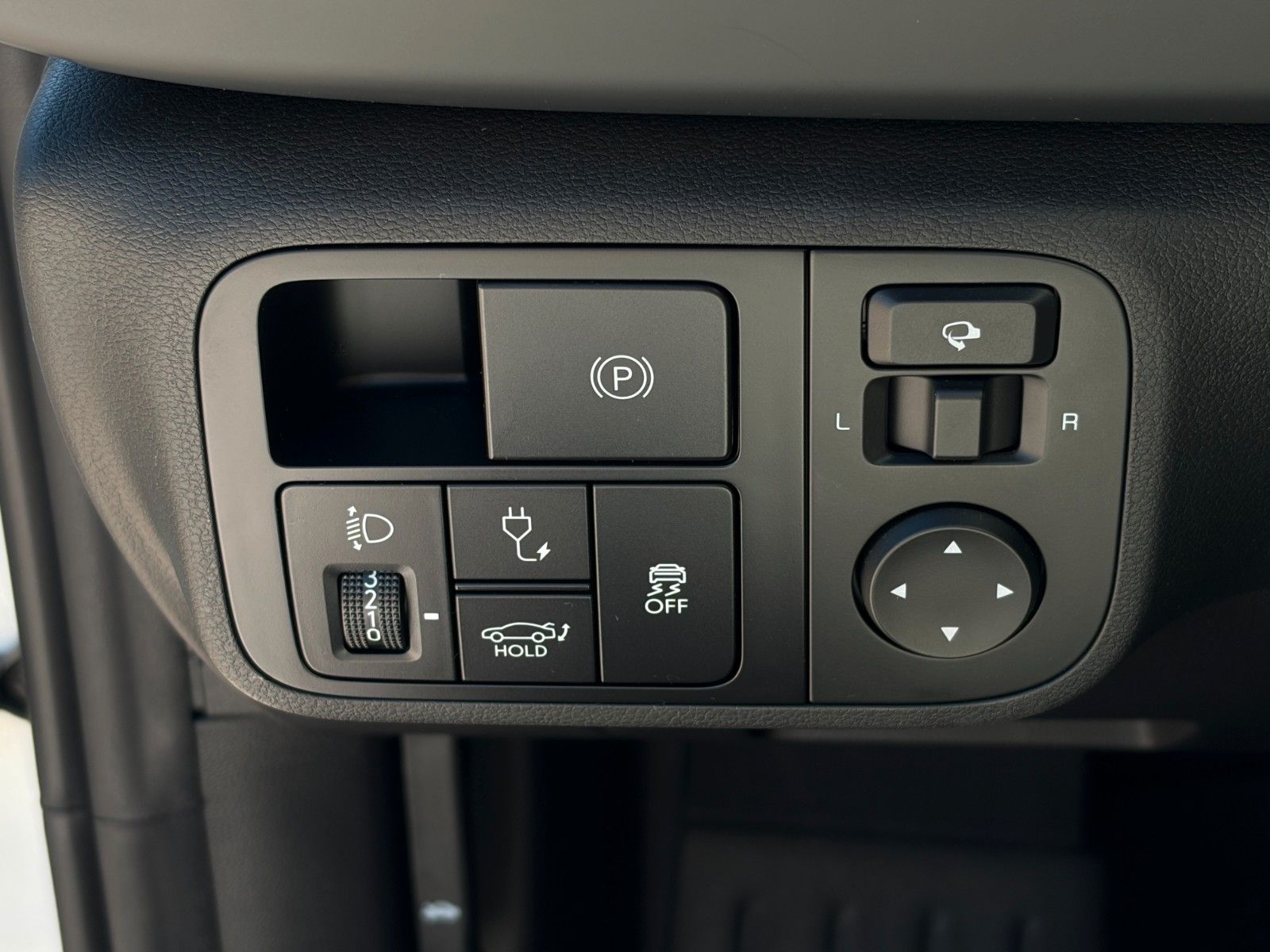 Fahrzeugabbildung Hyundai IONIQ 6 Elektro 53 kWh ACC CAM KZG LHZ CarPlay