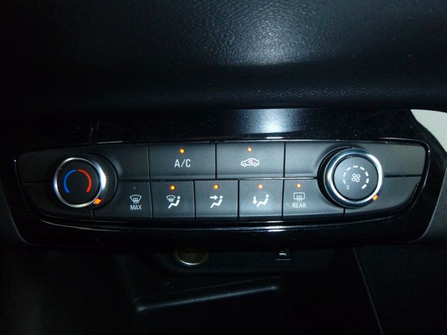 Fahrzeugabbildung Opel Corsa F 1,2 Turbo >AUT/LED/KAM/PDC