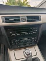 BMW 3ER E91 Touring 320i TÜV Neu bis 2027 1.Hand - BMW 320 aus 2005: Kombi, 320i