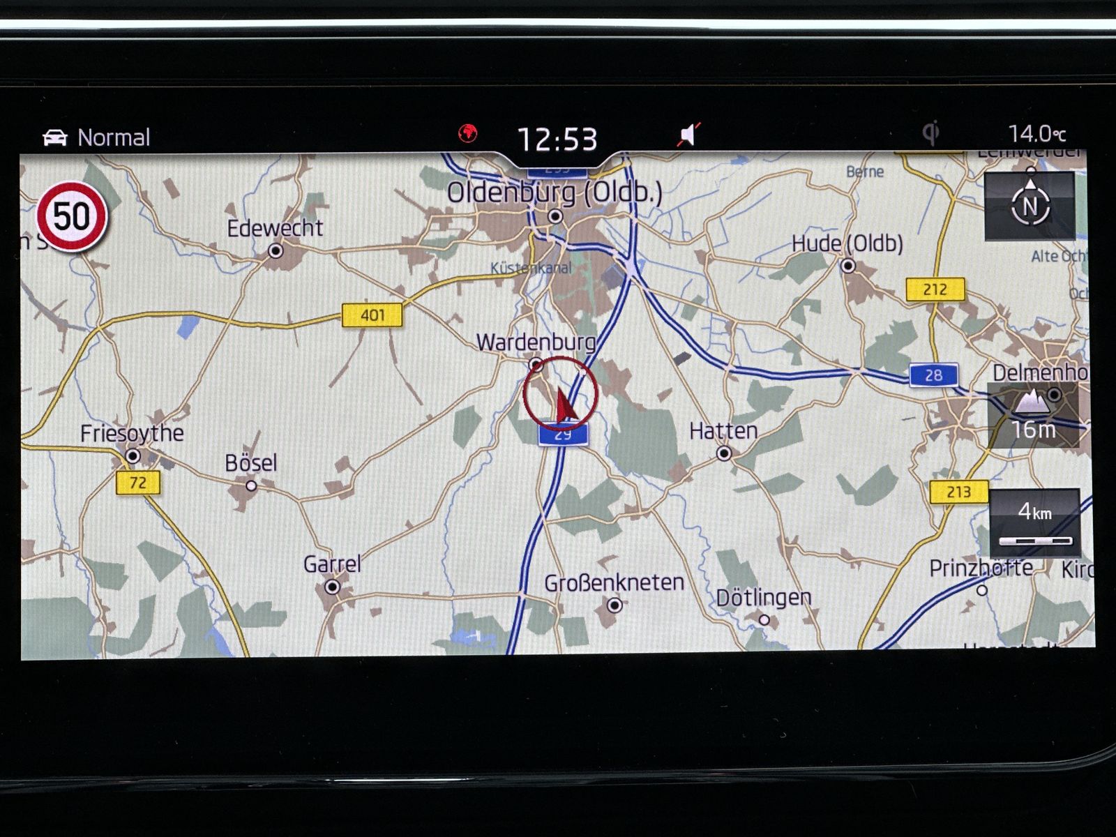 Fahrzeugabbildung SKODA Superb Combi 2.0 TDI DSG L&K NAV+LED+KAM+ACC+VC