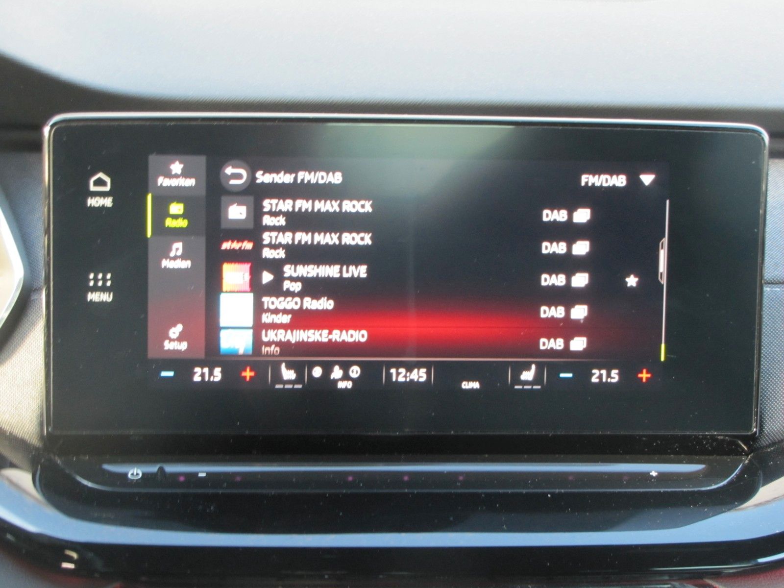 Fahrzeugabbildung SKODA Octavia Combi Sportline 2.0 TDI DSG