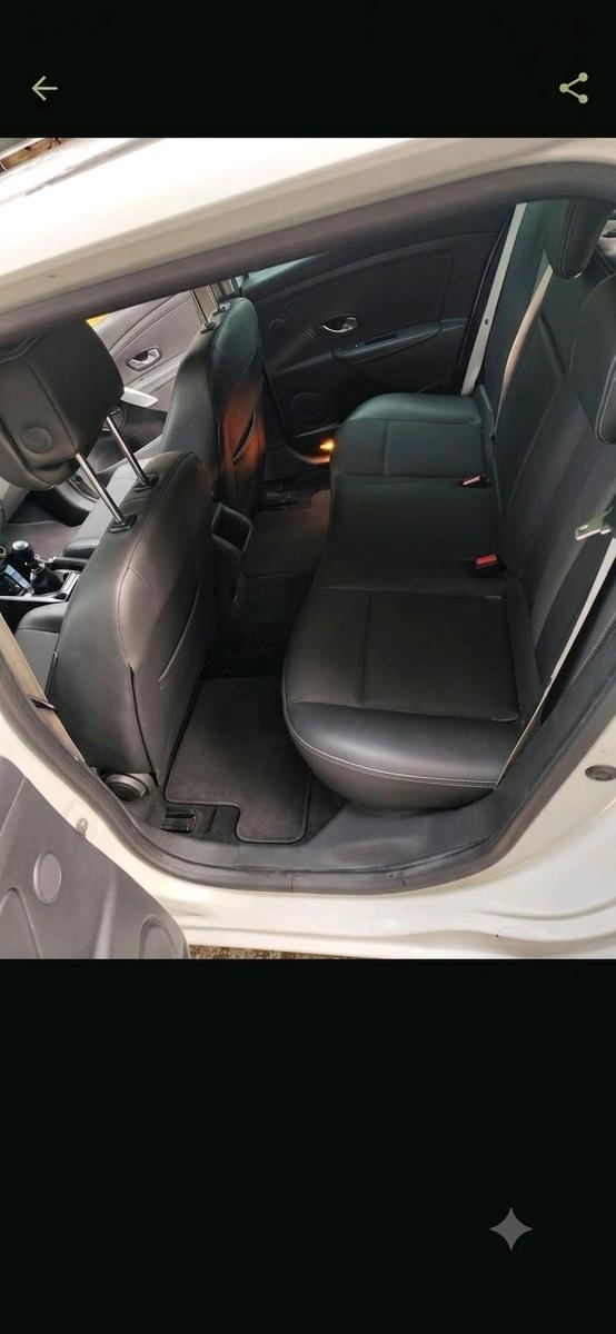 Renault Megane 2012 — photo 15