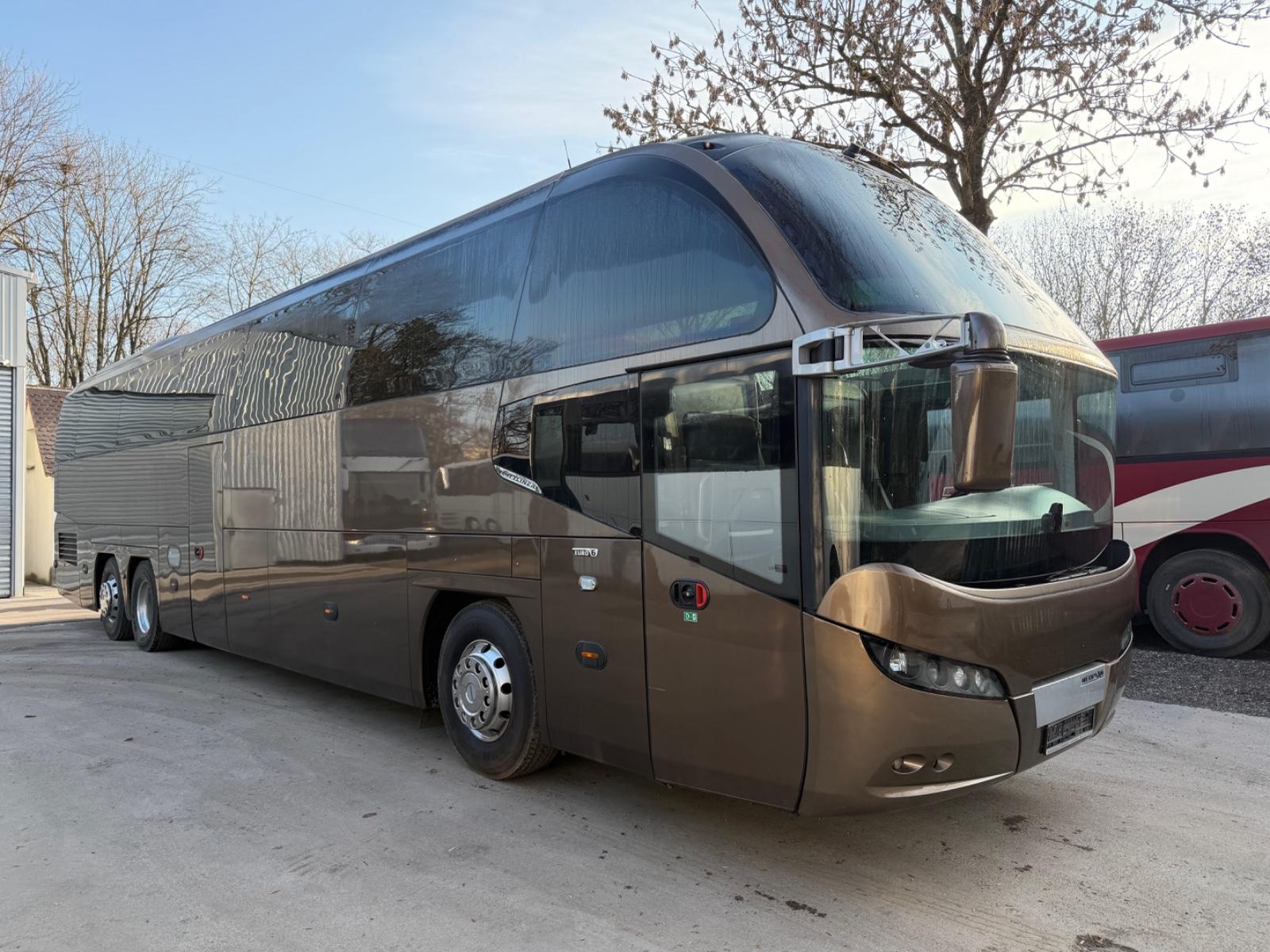 Neoplan Cityliner L - P16