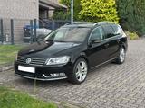 Volkswagen Passat Variant 2.0 TDI DSG - TÜV NEU - Highline - Volkswagen Passat Variant aus 2012