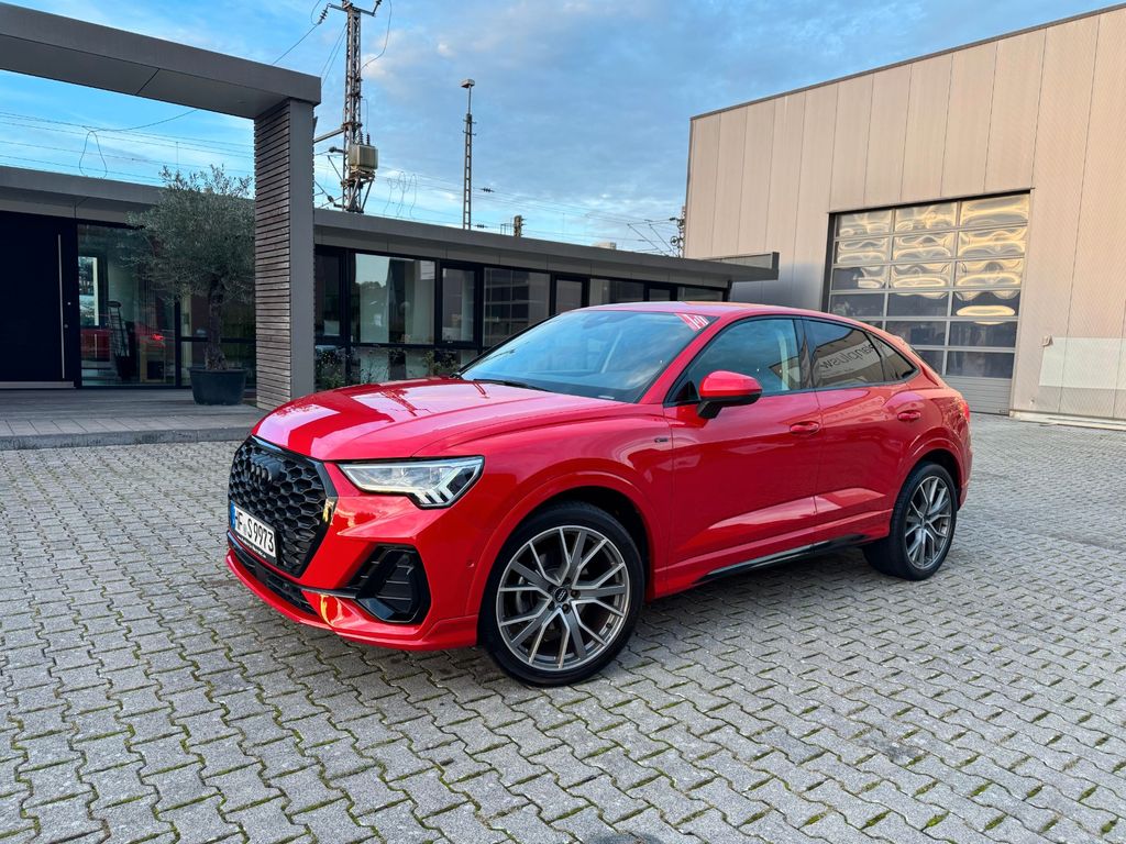 Image of Audi Q3