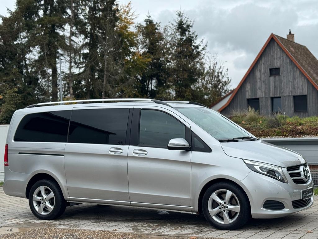 Mercedes-Benz V 220