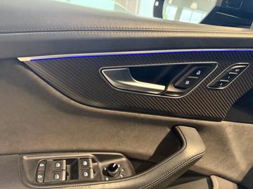 2021 AUDI RSQ8 — миниатюра 23
