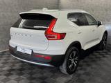 Volvo XC40 T3 Momentum Pro 2WD Aut*Navi*LED*Tempo*Kam* - Volvo XC40: Momentum Pro
