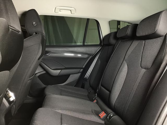 Fahrzeugabbildung Skoda Octavia Combi 1.5 TSI Style DSG/Navi/LED/SHZ