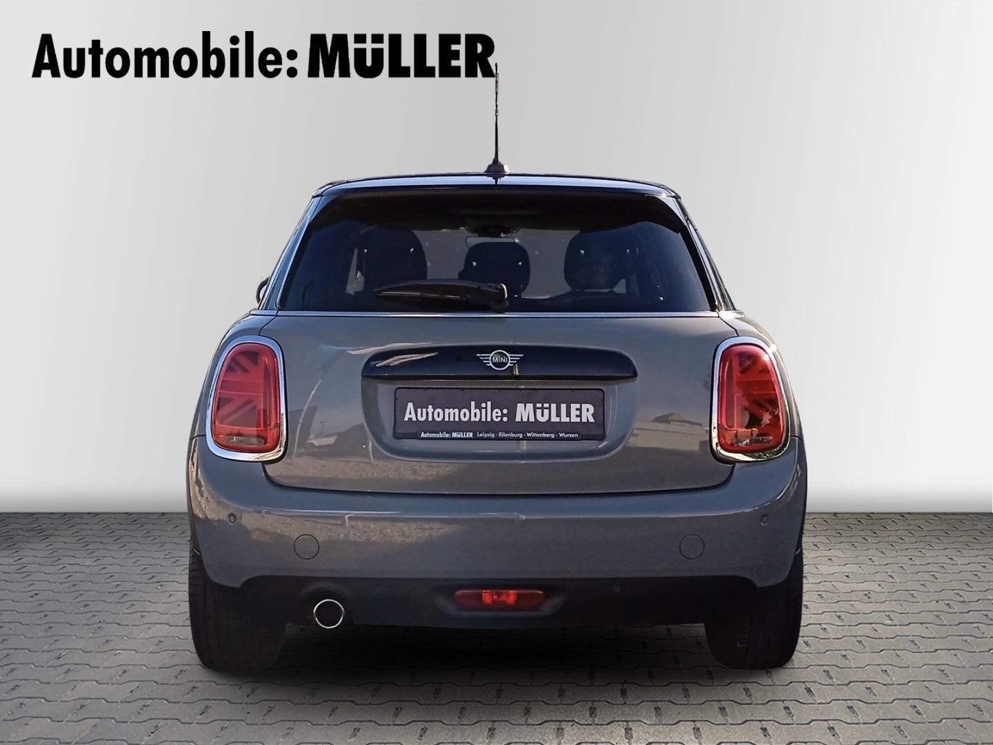 MINI Cooper 5-Türer Navi LED Sitzheizung PDC DAB Mult
