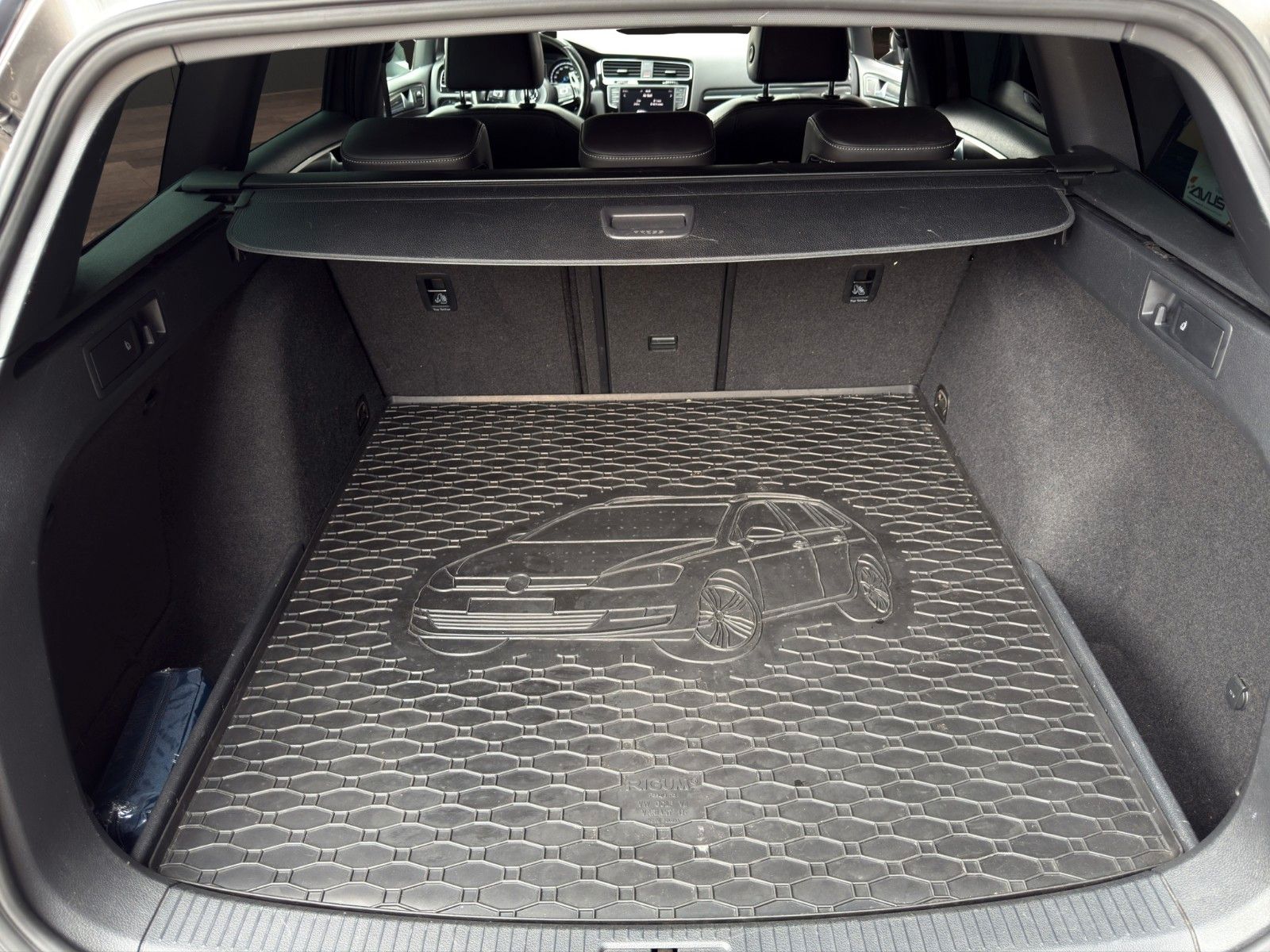 Fahrzeugabbildung Volkswagen Golf VII Variant R ABT *DYNAUDIO*DCC*RFK*Massage