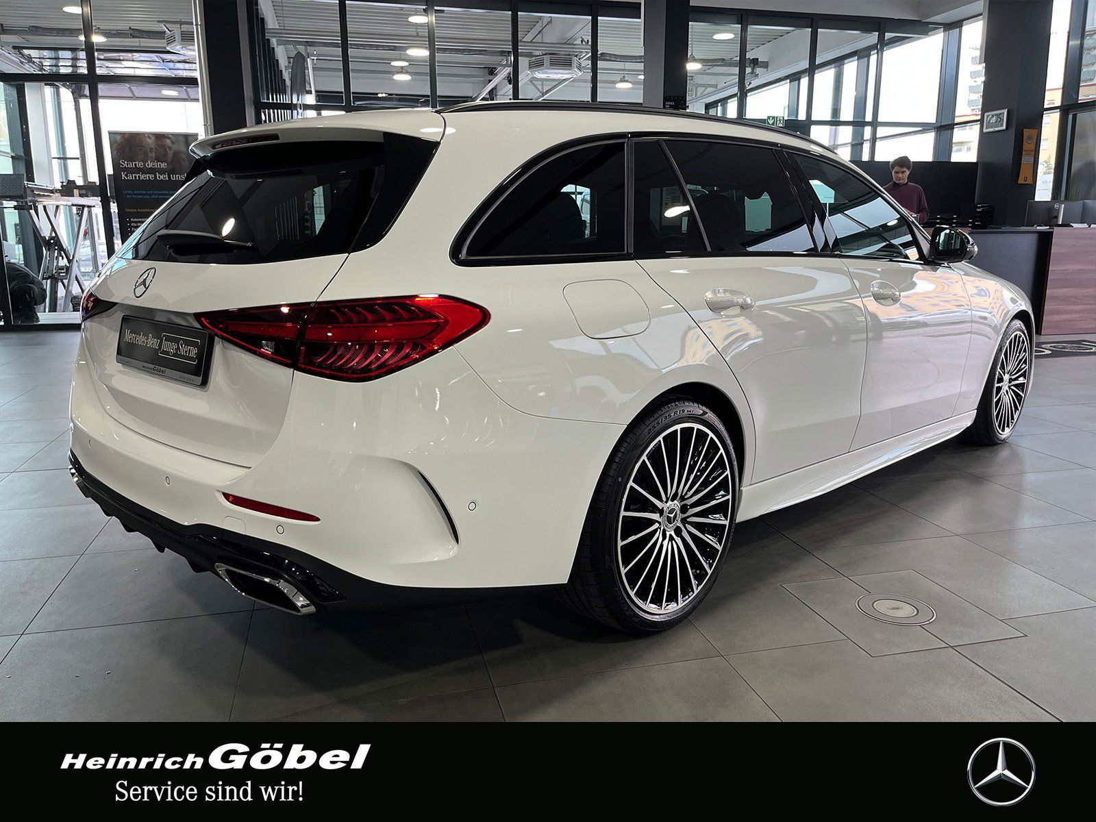 Fahrzeugabbildung Mercedes-Benz C 220 d T Edition AMG PANO+NIGHT.P+AHK+DIGITAL.L